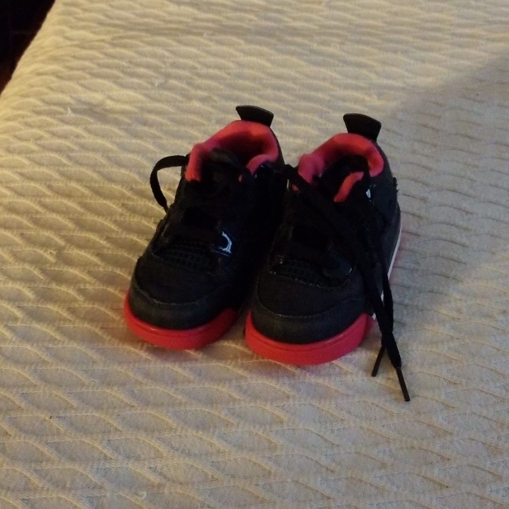 Jordan size 6c like new